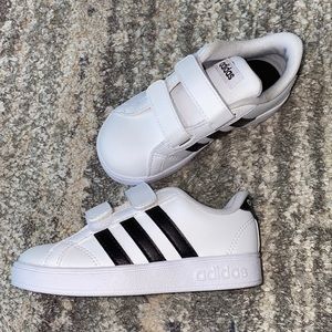 Adidas AW4321 Toddler Boys - NWOT